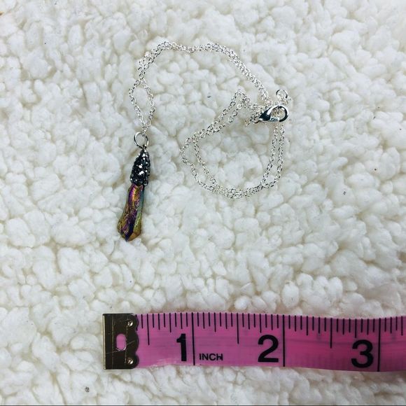 Rainbow holographic titanium quartz pendant necklace on silver chain - Picture 4 of 5